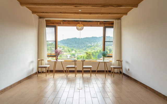 Kunming Airport Chun Zhuang Homestay