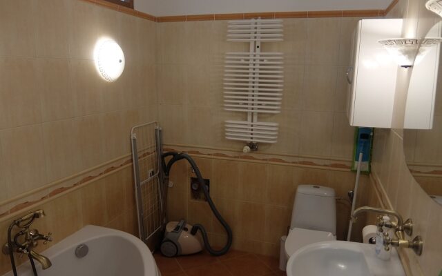 Balticrent - Skwer Kosciuszki 12