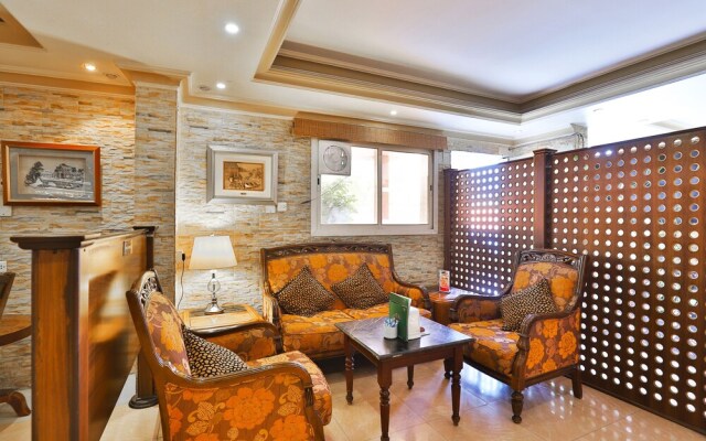 OYO 380 Crown Hotel Najran