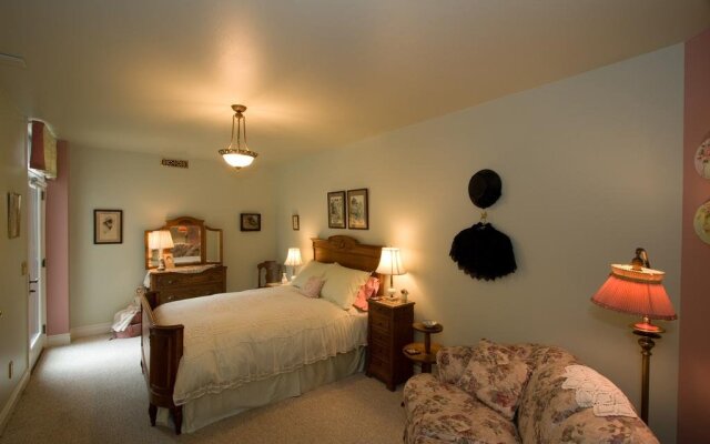 Ida-Home Bed and Breakfast