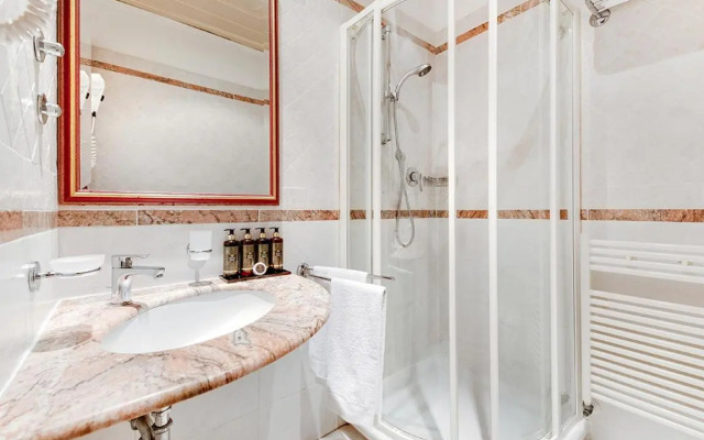 Custodisca Hotel Evolution