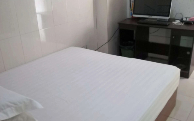 Futian Hostel