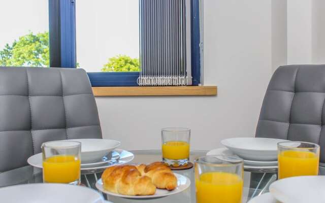 West Swindon Serviced Apartment