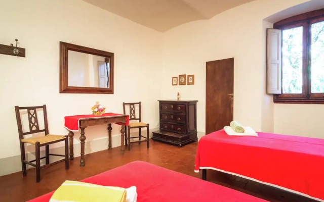 Charming Villa With Pool in Florence