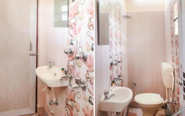 Hotel Moonlight by OYO Rooms