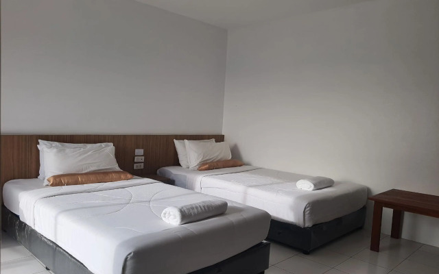 Patong Bay Inn