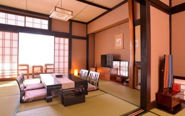 Kamiyashiki Taira no Takafusa