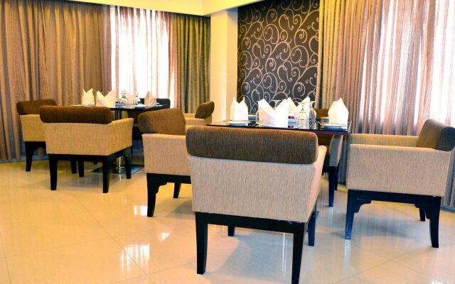 Hotel La Villa Western