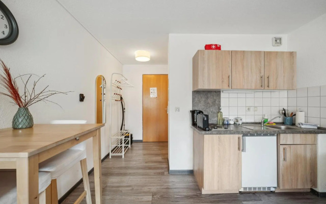 City und Bahnhof Nähe Apartment mit Terrasse, TV und Internet