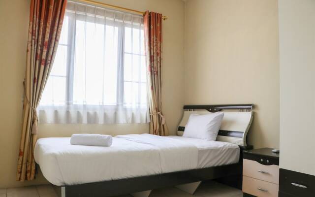 Elegant And Homey 2Br Puri Garden Apartment