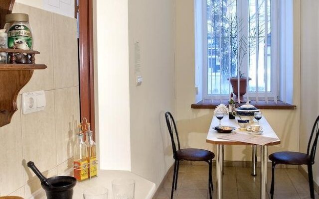 Niko Hostel