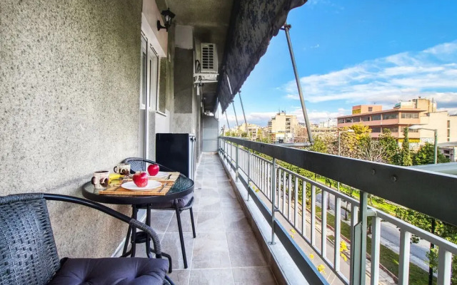 Gazi apartment with Acropolis views