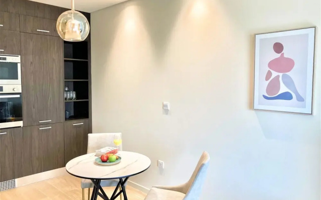 Amazing living in park view studio