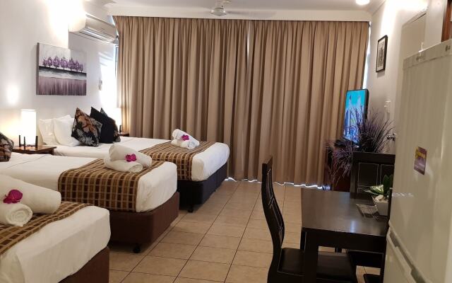 Reef Palms Motel