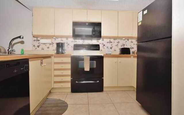 Ocean Village Club O35