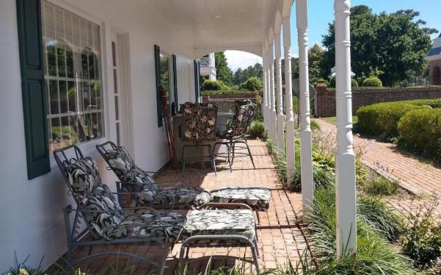 Kingsbay Mansion & Vacation Houses