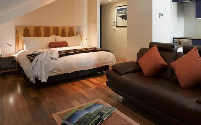 Salamanca Wharf Hotel