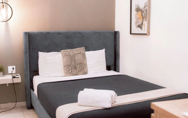 La Buena Vida Inn