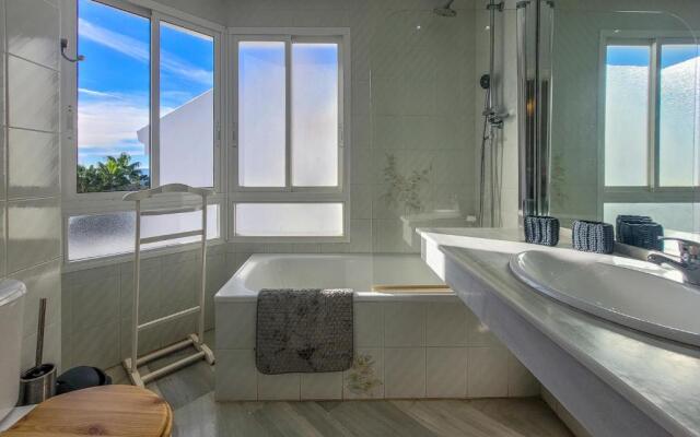 Beautiful 2BR fully equipped - Sitio de Calahonda