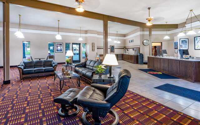 Super 8 by Wyndham Casper West by the River