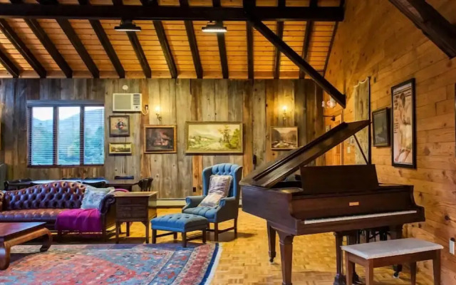 Copperhood Retreat & Spa