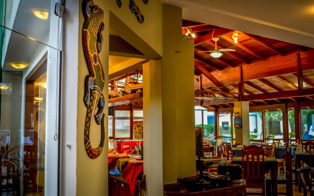 Village Paraiso Hotel