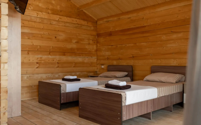 Поляна (Алахадзы)