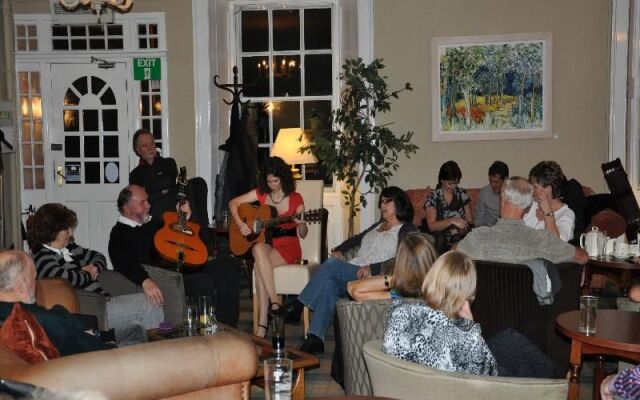Atholl Arms Hotel
