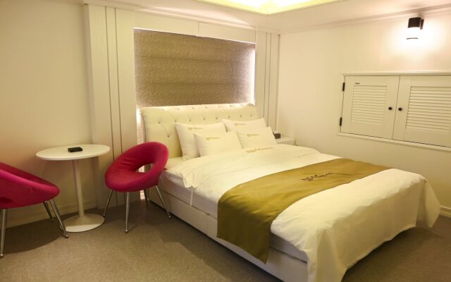 Hanok Hotel
