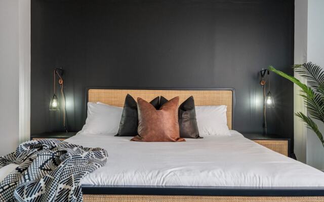 The Lost No Service Fees Penthouse Hot Tub