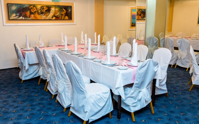 Fitos Inn Guest House