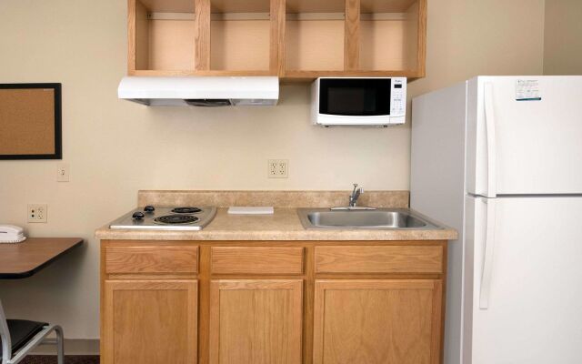 WoodSpring Suites Evansville East