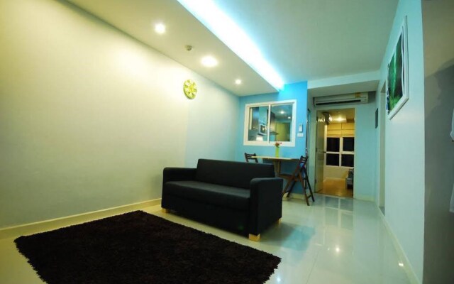 Phrakanong Zenith Place Serviced Apartment