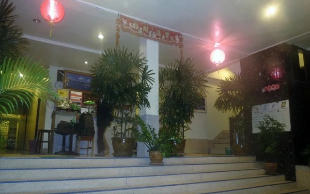 Garden Hotel