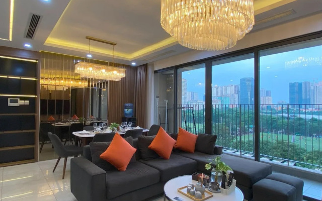 Luna's House in Vinhomes D'Capitale