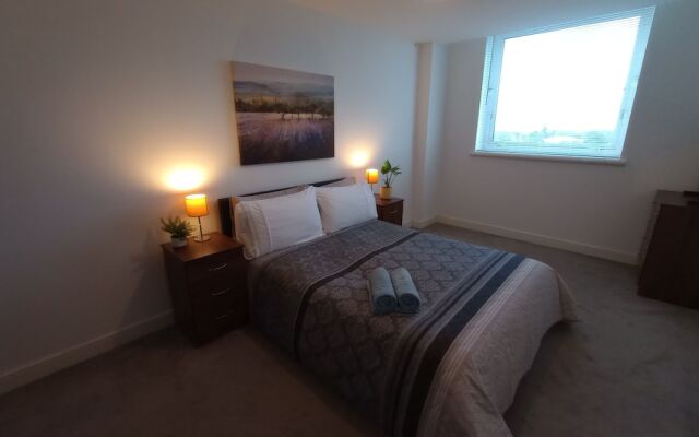 Lovely-cozy Apartment in Brierley Hill
