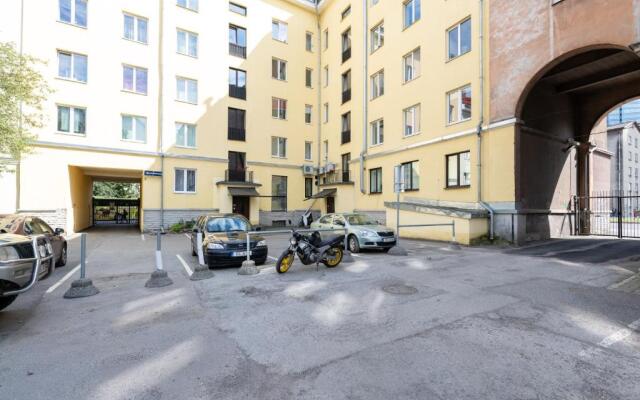 Central Gonsiori, 2 bedroom, Cozy Apartment
