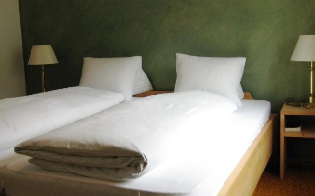 Hotel Adler Garni