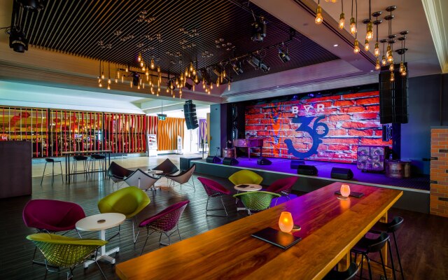 Pullman Reef Hotel Casino