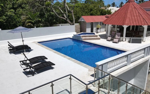 Carambola Surf House