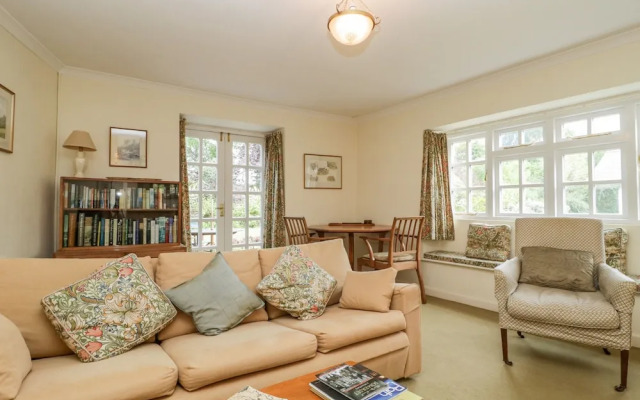 Yeoman Cottage