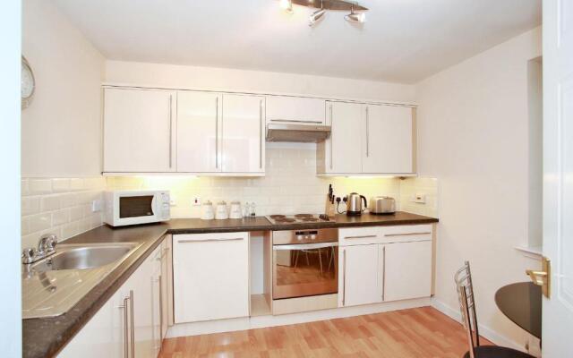 Fonthill Apartment