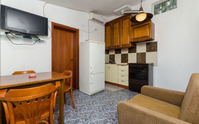 House Sliskovic