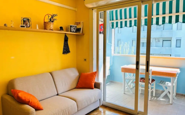 Bright Apartment With a Lovely Balcony