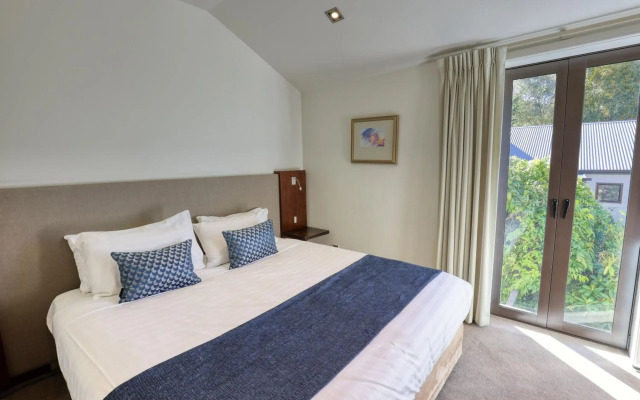 Garden Court Suites And Apartments