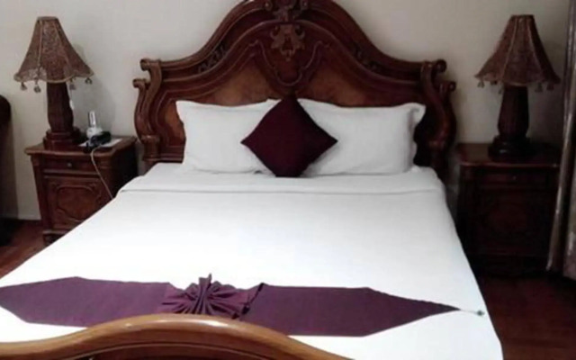 Tiger Hotel