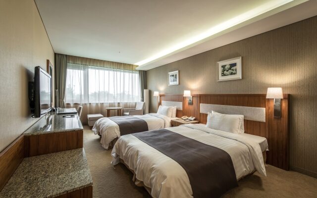 Shangria Beach Tourist Hotel