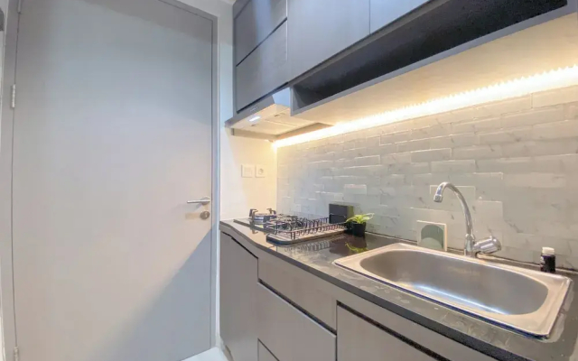 Cozy Living Studio At Vasanta Apartment