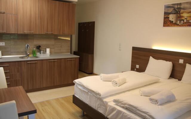 Corvin Holiday Apartment Hotel