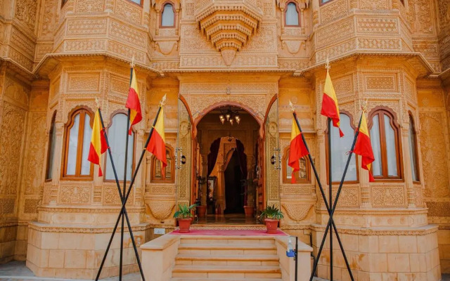 Hotel Lal Garh Fort And Palace